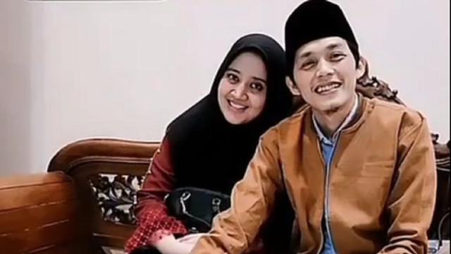 Gus Iqdam dan Ning Nila (Tangkap Layar You Tube)