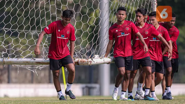 Foto: Timnas Indonesia U-24 Gelar Latihan Jelang Bertolak ke China untuk Asian Games 2022, 7 Pemain Telat Gabung