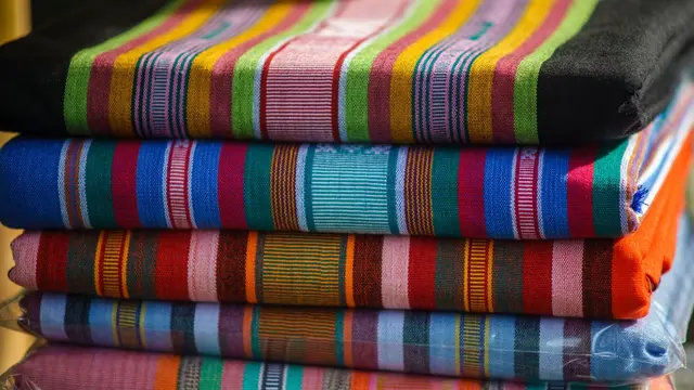 3 Rekomendasi Cendera Mata Estetik yang Wajib Diburu di Sekitar Sirkuit Mandalika (3)