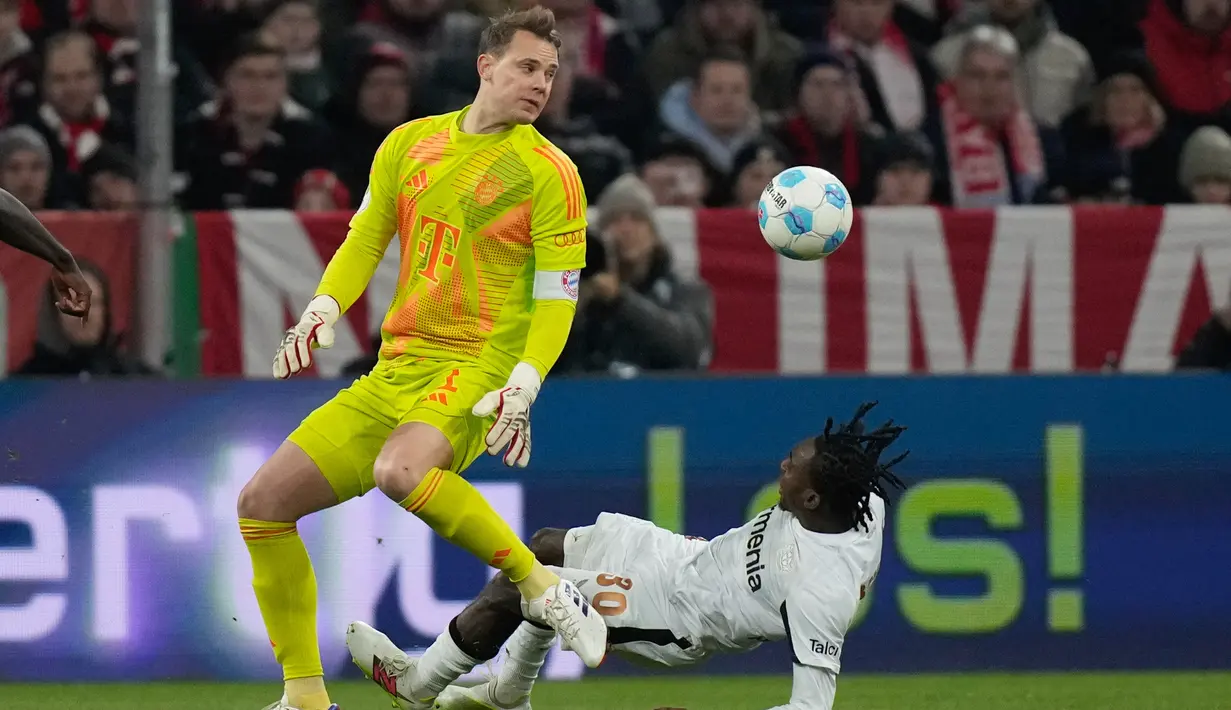 Bermain dengan 10 orang, Bayern Munchen menyerah 0-1. Sementara Bayer Leverkusen melaju ke babak delapan besar DFB Pokal alias Piala Liga Jerman 2024/2025. (AFP/Michaela Stache)