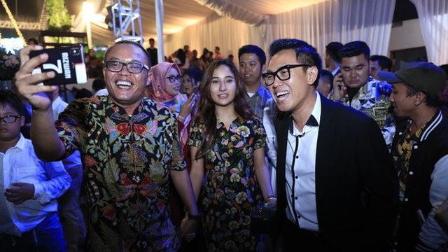 Sule dan Naomi Zaskia (Sumber: Kapanlagi.com/Muhammad Akrom Sukarya)