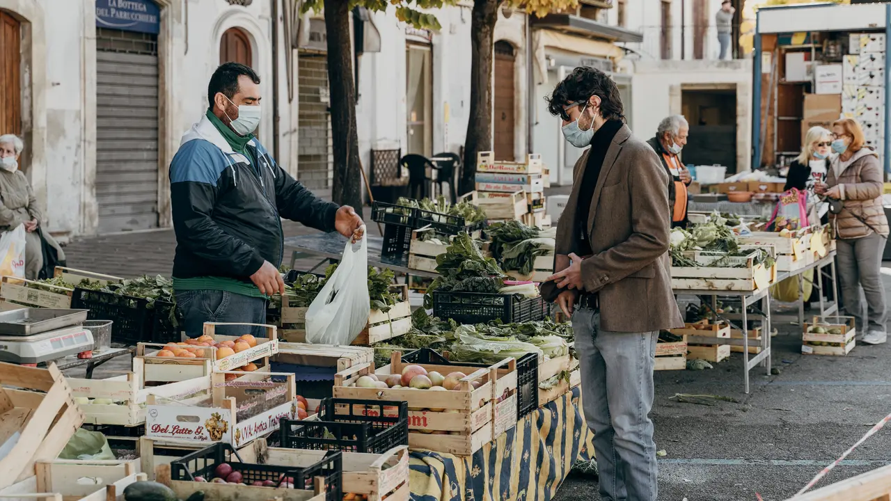 Pasar - Vania