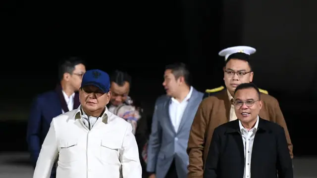 Presiden Prabowo Subianto  tiba di Indonesia Usai menyelesaikan rangkaian kunjungan kenegaraan di Australia.