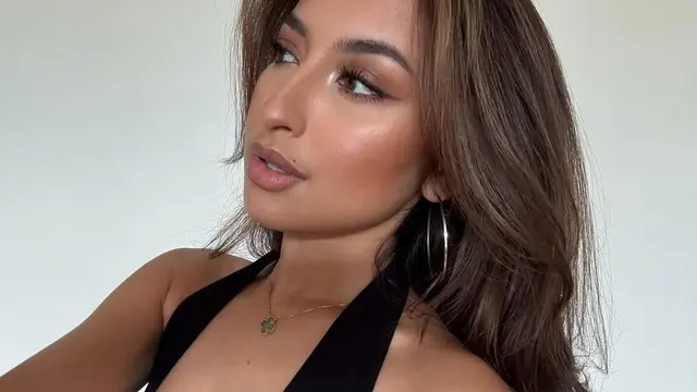 Pesona Kulit Tan Eksotis nan Memikat ala Jennifer Coppen dalam Balutan Soft Glam Look, Jadi Panutan Anak Muda