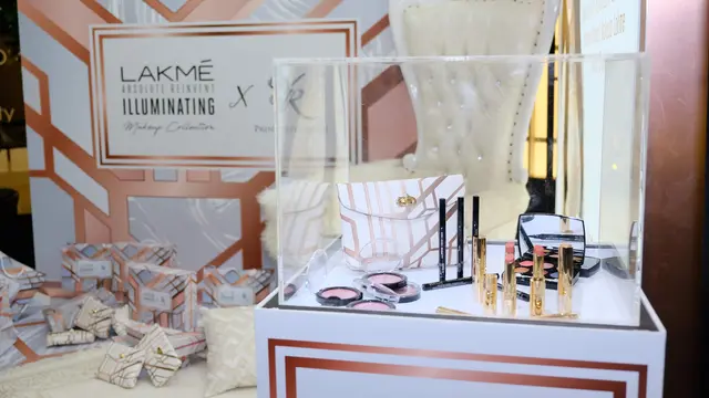 [Bintang] Ramadan 2018, Tampil Cantik Bercahaya Ala Syahrini dengan Produk Kosmetik Terbaru Ini