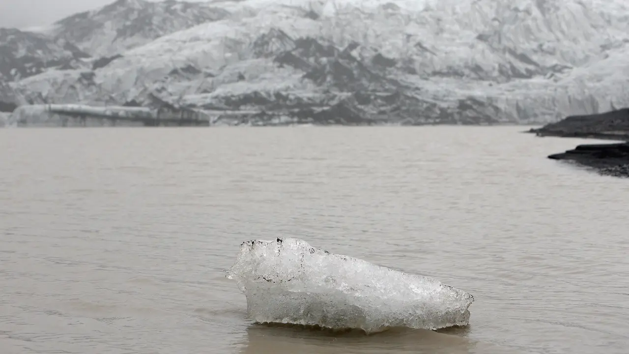 20151016-Gletser Solheimajokull di Islandia Mencair Sepanjang 1 Km