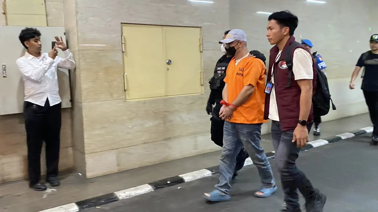 Penampakan tersangka penyelundupan 1,16 Ton ketamin, yang merupakan seorang WNA asal Taiwan.