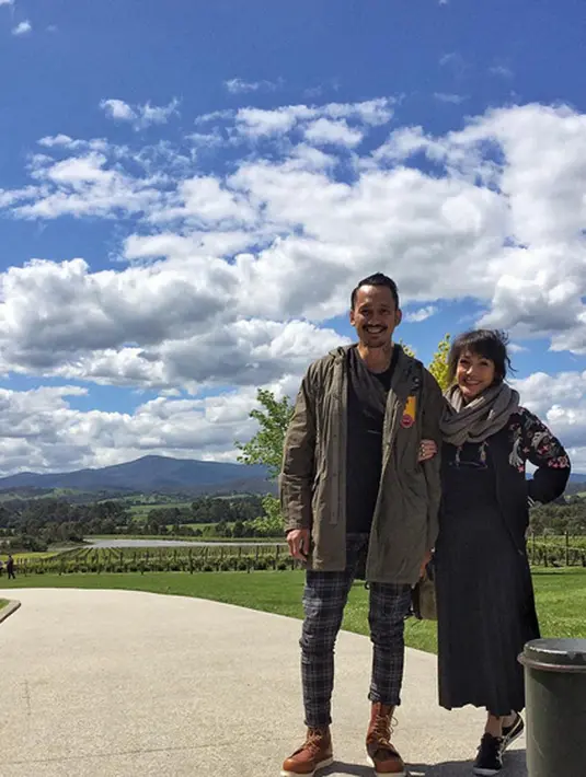 "Mereka nggak ngerti. Nggak maksud dengan sengaja karena kurang info dan syok," ujar Nanda Persada di Polres Jakarta Selatan, Kamis (3/8/2017) kepada sejumlah wartawan. (Instagram/mieke_amalia)