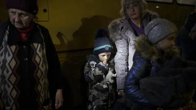 Pengungsi Ukraina di Zaporizhzhia pada April 2022. (AP Photo/Felipe Dana)