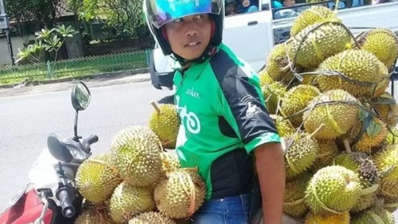 orderan aneh ojek online (foto: Instagram/@gojekupdate_pekanbaru)