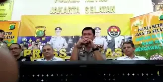 Kapolres Jakarta Selatan, Kombes Pol Iwan Kurniawan, mengakui menemui hambatan dalam menyelidik kasus Tora Sudiro