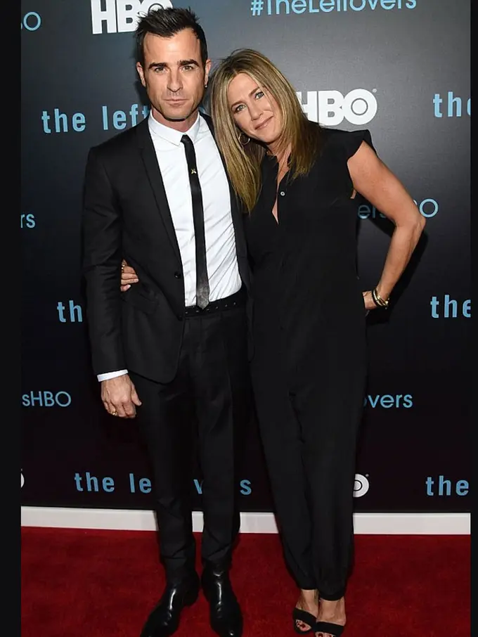 [Bintang] Jennifer Aniston dan Justin Theroux 