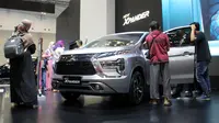 Mitsubishi Xpander dalam sebuah pameran otomotif, 26/7/2022 (Otosia.com/Nazar Ray)