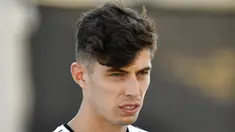 Pemain Bayer Leverkusen, Kai Havertz, saat sesi latihan jelang laga Liga Europa di Leverkusen, Jerman, Selasa (4/8/2020). Bayer Leverkusen akan berhadapan dengan Glasgow Rangers. (AP Photo/Sascha Schuermann, pool)