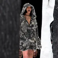 Permainan Pokemon Go, belakangan ini menjadi permainan yang paling di gandrungi oleh masyarakat. Sebagai selebriti Hollywood, Rihanna mengaku tak terlalu fanatik dengan game ini. (AFP/Bintang.com)