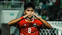 Striker timnas Indonesia Arkhan Kaka merayakan gol ke gawang Myanmar pada laga Grup A Piala AFF U-19 2026 di Stadion Utama Sumatera Utara, Senin (1/6/2026). (X Timnas Indonesia)