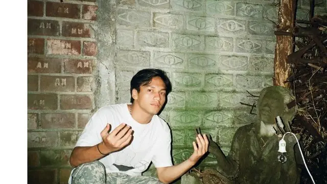 Padu Padan Atasan Putih ala Jefri Nichol, Bikin Ganteng Maksimal