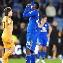 Patson Daka dari Leicester City bereaksi setelah pertandingan English Championship melawan Hull City di Leicester, Inggris, Selasa, 21 April 2026. (Jacob King/PA via AP)