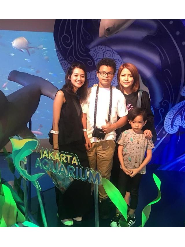 6 Momen Kebersamaan Wina Natalia dan Wishnutama, Tetap Rukun Meski Sudah Bercerai