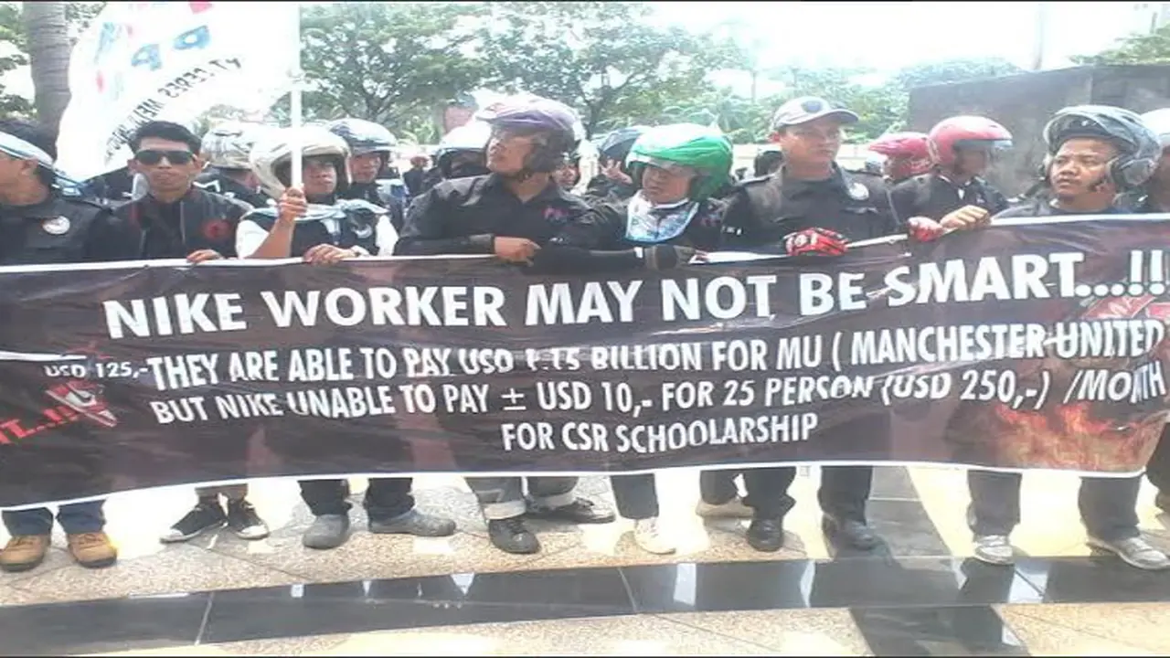 Aksi Buruh Nike di Depan Gedung BEI 4