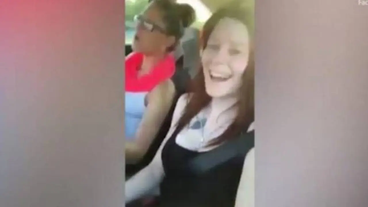 Live Facebook