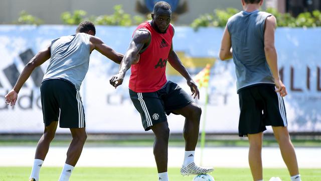 FOTO: Latihan Perdana Romelu Lukaku Bersama Manchester United