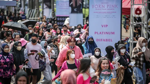 Konser BLACKPINK Jakarta, Ribuan Fans Padati Kawasan GBK