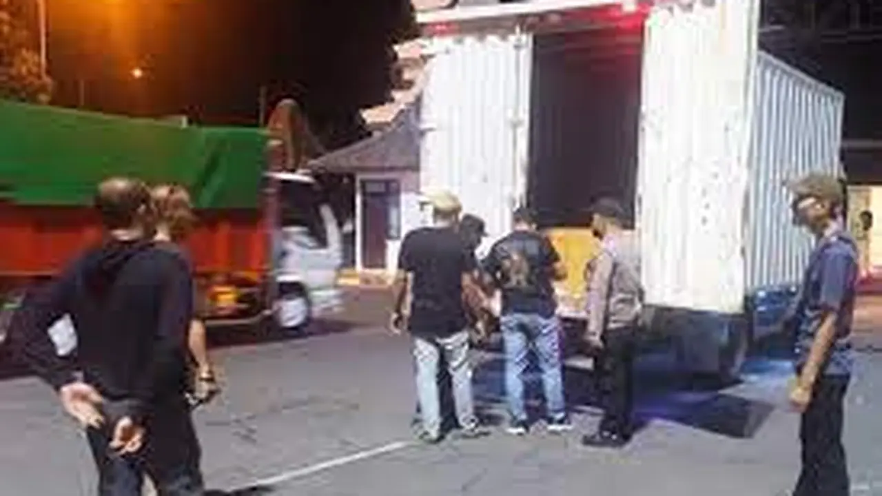 Polisi Banyuwangi gagalkan penyelundupan miral botolan di Pelabuhan Ketapang (Istimewa).