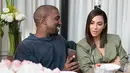 Kim Kardashian akan merayakan empat tahun pernikahan dengan Kanye West. (REX/Shutterstock/HollywoodLife)