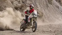 Generasi Terbaru Ducati DesertX Tawarkan Performa Off-Road Lebih Buas