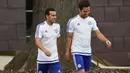 Pedro Rodriguez bersama Cesc Fabregas di pusat latihan Chelsea, Cobham. (Chelseafc.com)