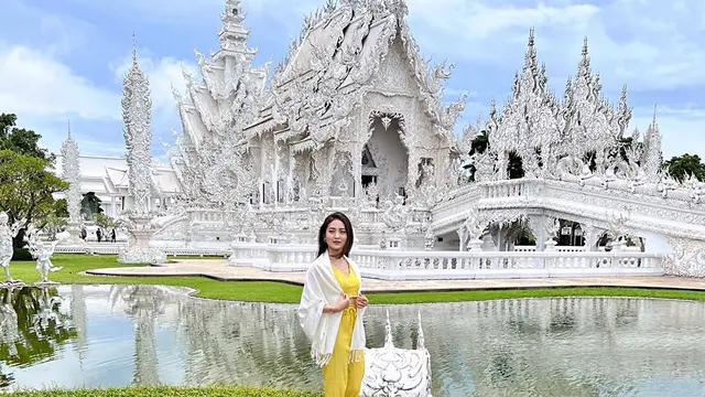 FOTO: Liburan Ke Thailand, Ini Gaya Natasha Wilona yang Tuai Banyak Sorotan
