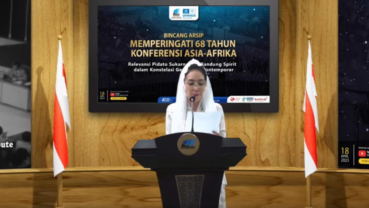 Duta Arsip Nasional Republik Indonesia (RI) Rieke Diah Pitaloka mengajak negara-negara Asia-Afrika berkontribusi untuk mewujudkan perdamaian dunia, melalui teknologi informasi.