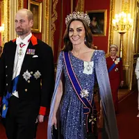 Kate Middleton dan Pangeran William menyambut rombongan Presiden Jerman Frank-Walter Steinmeier. (dok. Aaron Chown / POOL / AFP)