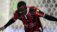 Gelandang Nice, Jean-Michael Seri. (AFP/VALERY HACHE)