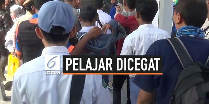 VIDEO: Puluhan Pelajar Bogor Dicegat Polisi ke Jakarta