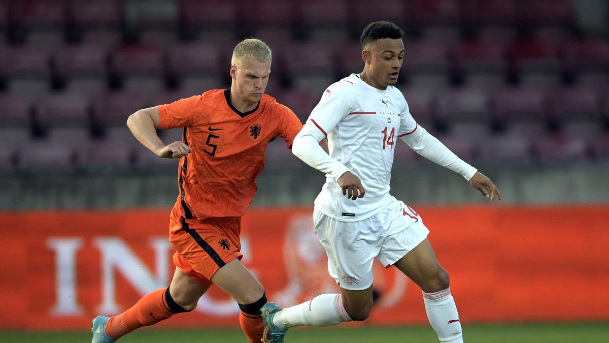 Tak Kunjung Dapat Panggilan dari Timnas Belanda: Mitchel Bakker Bisa Segera Memutuskan untuk Membela Indonesia?
