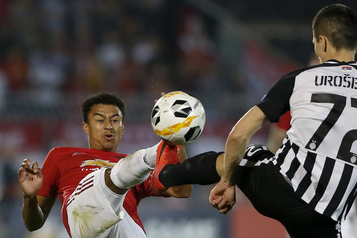 Gol Penalti Martial Antar MU Kalahkan Partizan Belgrade