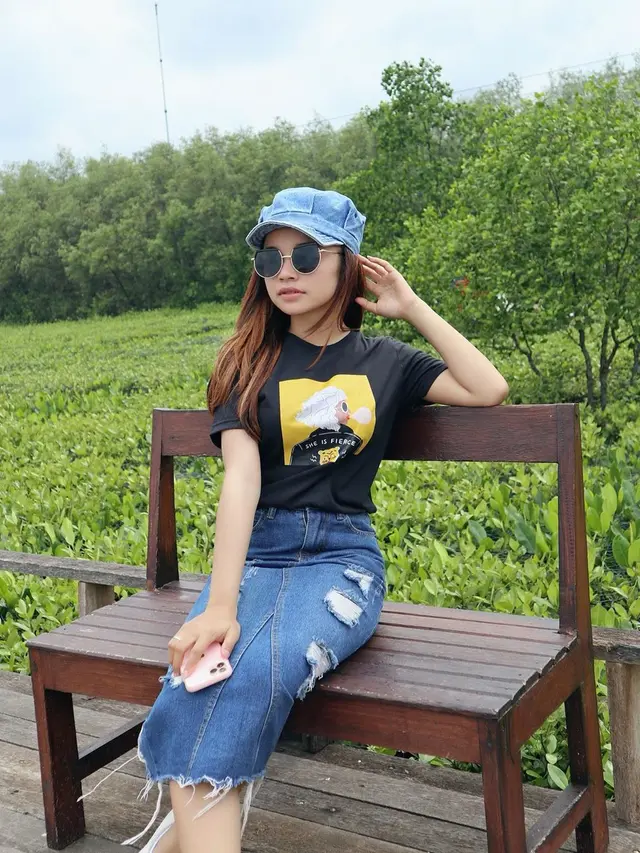 7 Pesona Tasya Rosmala dalan Busana Kasual yang Curi Perhatian