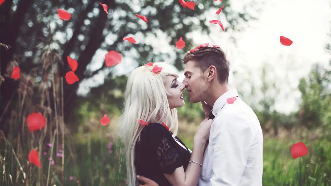 Perempuan Tidak Butuh Kata-kata, 5 Perjuangan Ini Buatnya Takluk