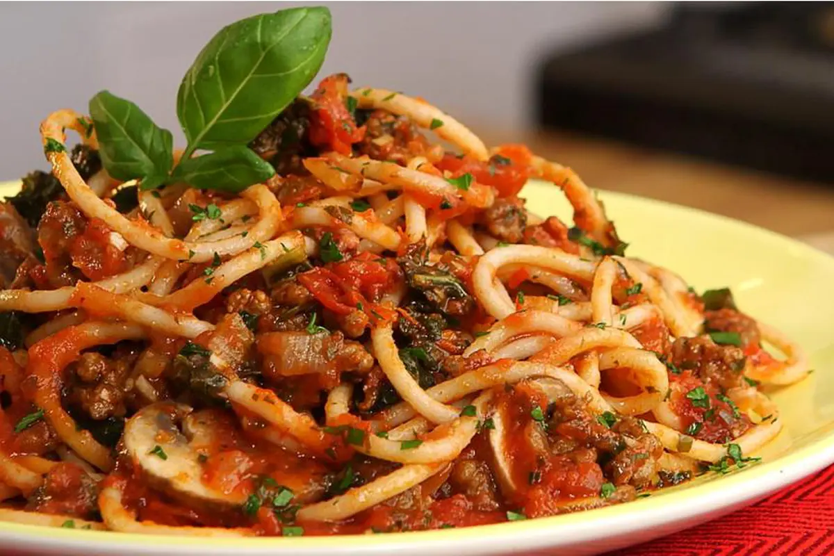 10 Kreasi Hidangan dengan Bahan Dasar Spaghetti