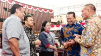 Ketua DPR Puan Maharani meninjau persiapan Sidang Tahunan 2024 yang akan diselenggarakan pada Jumat 16 Agustus 2024. (dokumentasi DPR)