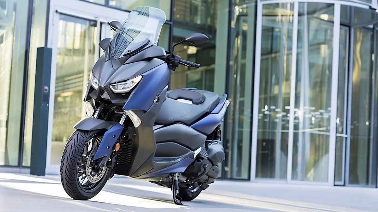 Yamaha XMax 400