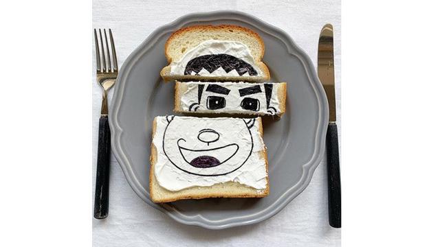 Bermodalkan Roti Tawar, Wanita Ini Buat 7 Lukisan dengan Detail Menakjubkan