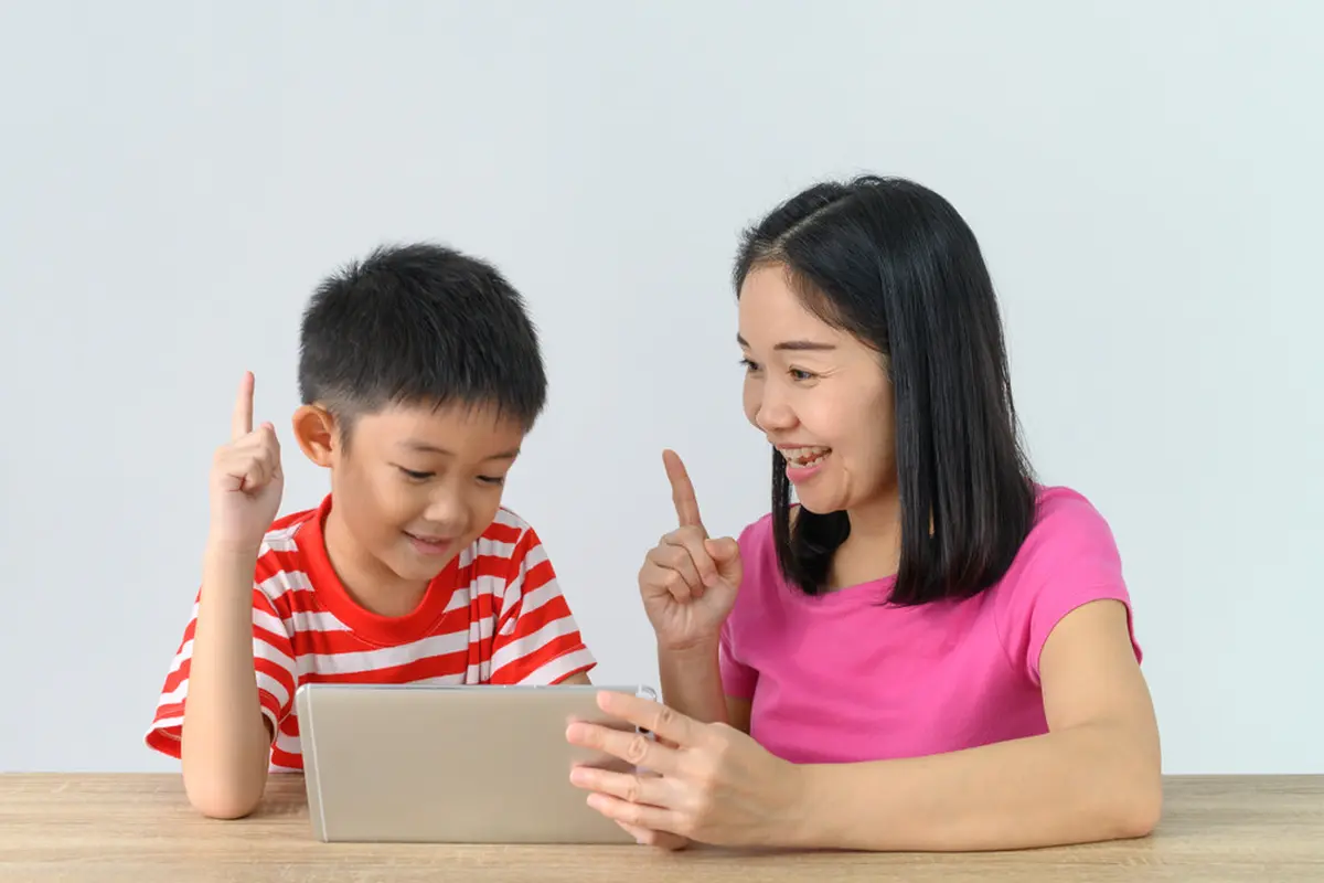 Supaya Tak Salah Jalur, Yuk Ajak Anak Belajar Memahami Rute dan Tarif Naik Kendaraan Umum