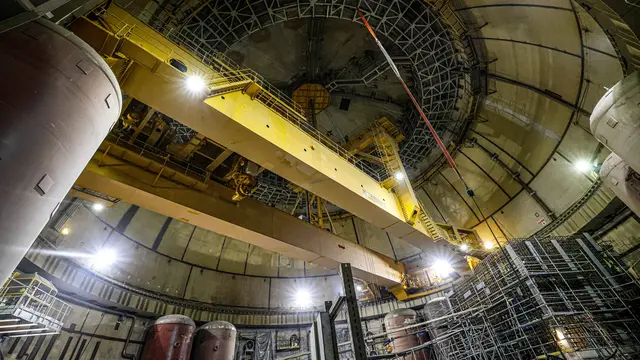 Direktur Utama Akkuyu Nuclear Sergey Borisovich Butskikh pada Selasa (21/10/2025) memaparkan tantangan, kemajuan, serta kontribusi proyek terhadap industri lokal dan lingkungan (Dok. PLTN Akkuyu).