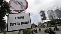 Kabid Humas Polda Metro Jaya Kombes Pol Rikwanto mengatakan, larangan kendaraan roda dua itu juga berlaku pada hari libur.