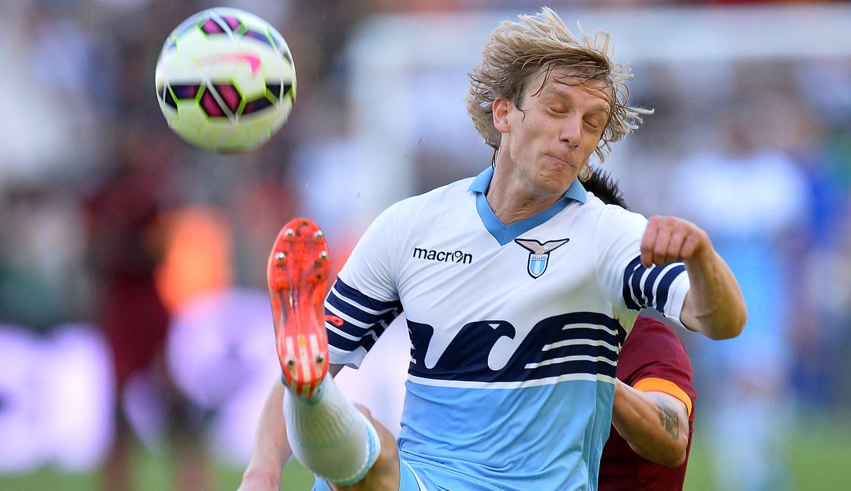 Dusan Basta. Didatangkan dari Udinese pada awal musim 2014/2015 dan meninggalkan Lazio setelah musim 2018/2019. Selama total 5 musim telah bermain sebanyak 116 penampilan dan mencetak 2 gol. (AFP/Alberto Pizzoli)