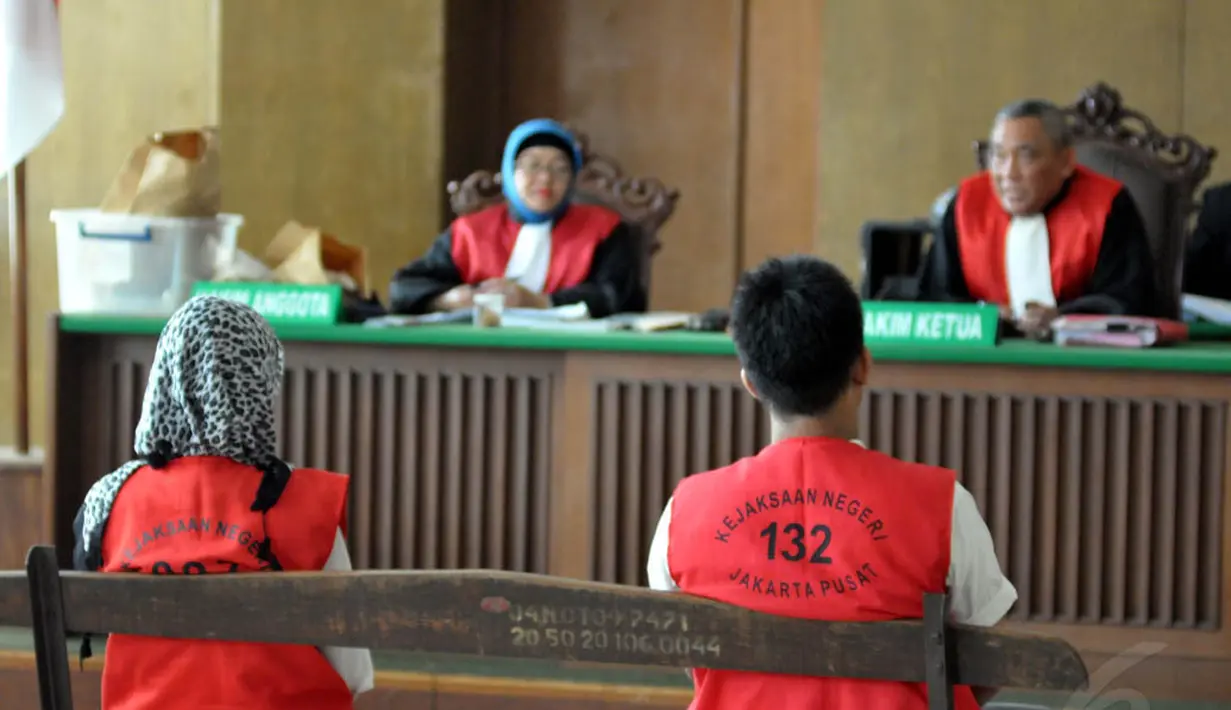Hari ini, sidang atas kasus pembunuhan Ade Sara dilanjutkan dengan agenda pemeriksaan terhadap saksi-saksi, Jakarta, (7/10/14). (Liputan6.com/Panji Diksana)  