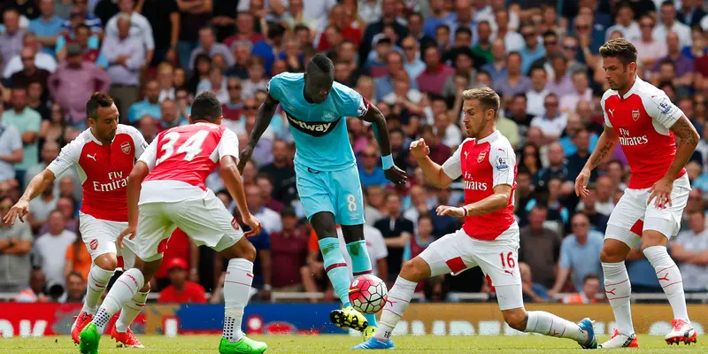 20150810-Liga-Inggris-Arsenal-Westham